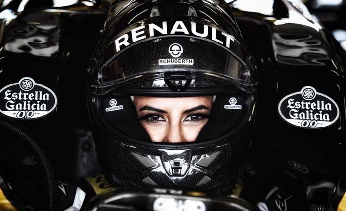 Ilustrasi, Aseel Al-Hamad, perempuan pertama dari Arab Saudi yang mengemudikan mobil F1 beberapa waktu lalu. (Foto:Reuters)