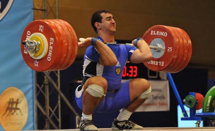 Salah satu lifter Rusia yang sudah diskors karena doping, David Bedzhanyan.. (Foto:AFP)
