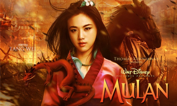 Poster film Mulan Live Action.