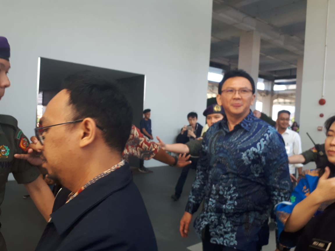 Basuki Tjahaya Purnama setelah acara Seminar Kebangsaan di Surabaya. (Foto: Alief/ngopibareng.id)