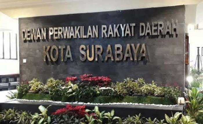Ilustrasi kantor DPRD Surabaya. (Ngobar)