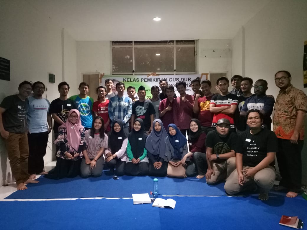 Komunitas Gusdurian Surabaya mengadakan Kelas Pemikiran Gus Dur di Surabaya. (Foto: yuska/ngopibareng.id)