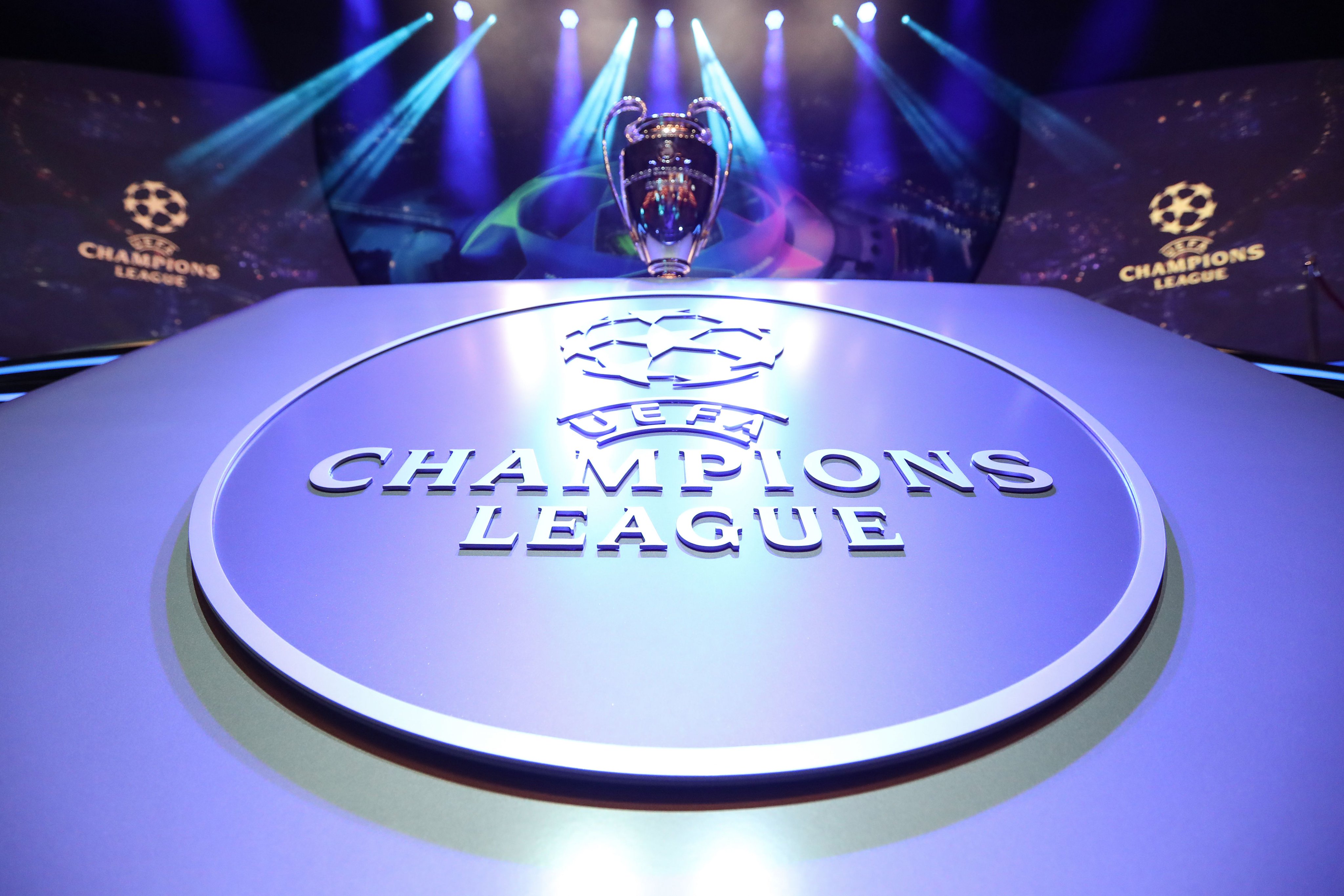 Trofi Liga Champions Eropa. (Foto: Twitter/@ChampionsLeague)