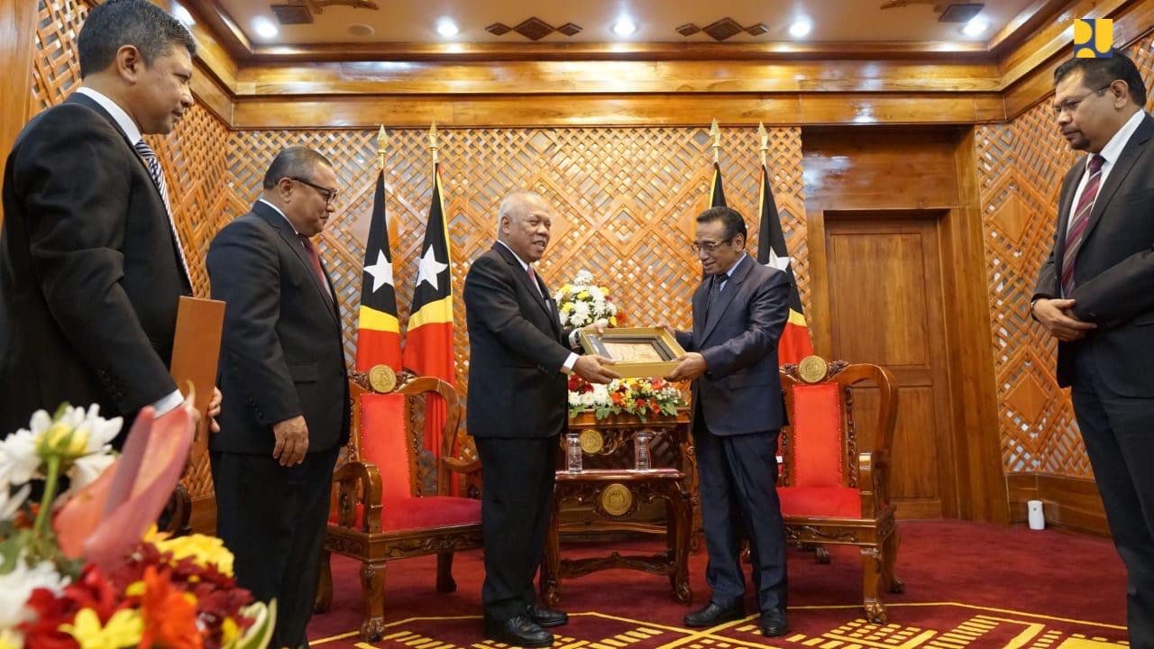 Basuki Hadimuljono kunjungi Presiden Timor Leste atas nama Presiden Jokowi. (Foto PUPR)