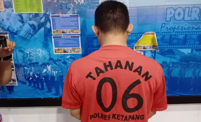 Tersangka H alias W, 33 tahun, diamankan di Polres Ketapang, Kalimantan Barat. (Foto:delik)