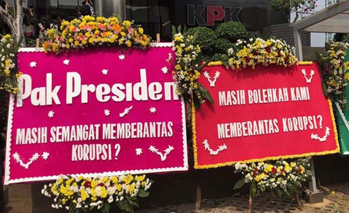 Aksi menolak revisi UU KPK, di gedung KPK, Jakarta. (Foto:Liputan6)