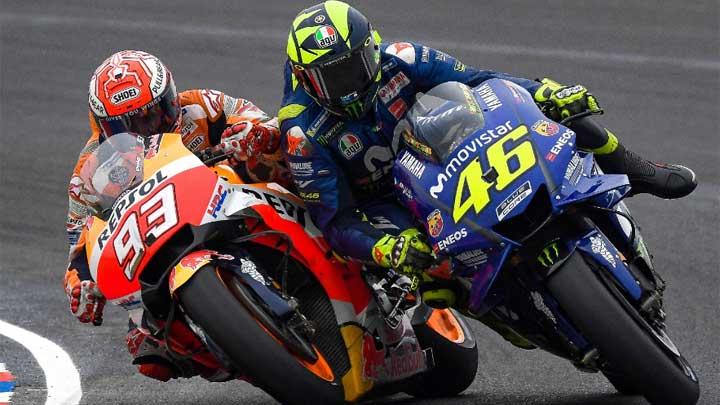 Pertarungan sengit Marc Marquez dan Valentino Rossi di Kualifikasi MotoGP San Marino di sirkuit Misano, Sabtu 14 September 2019.