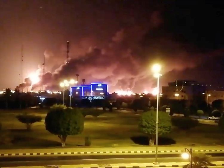 Saat adanya serangan drone ke pabrik minyak Arab Saudi. (Foto: ist)