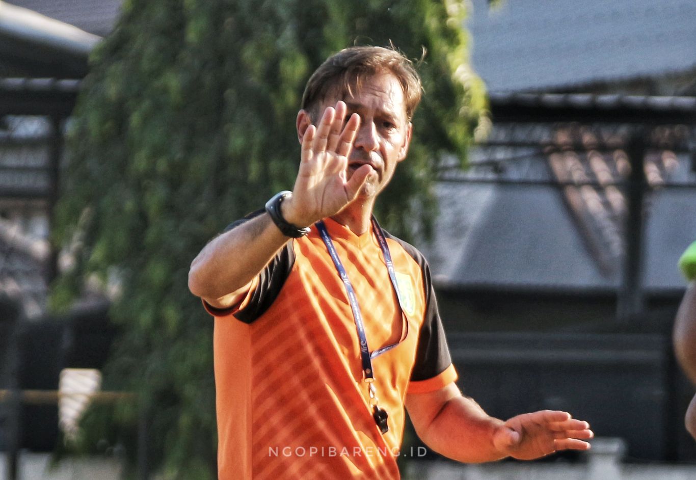 Asisten pelatih Persebaya, Wolfgang Pikal. (Foto: Haris/ngopibareng.id)