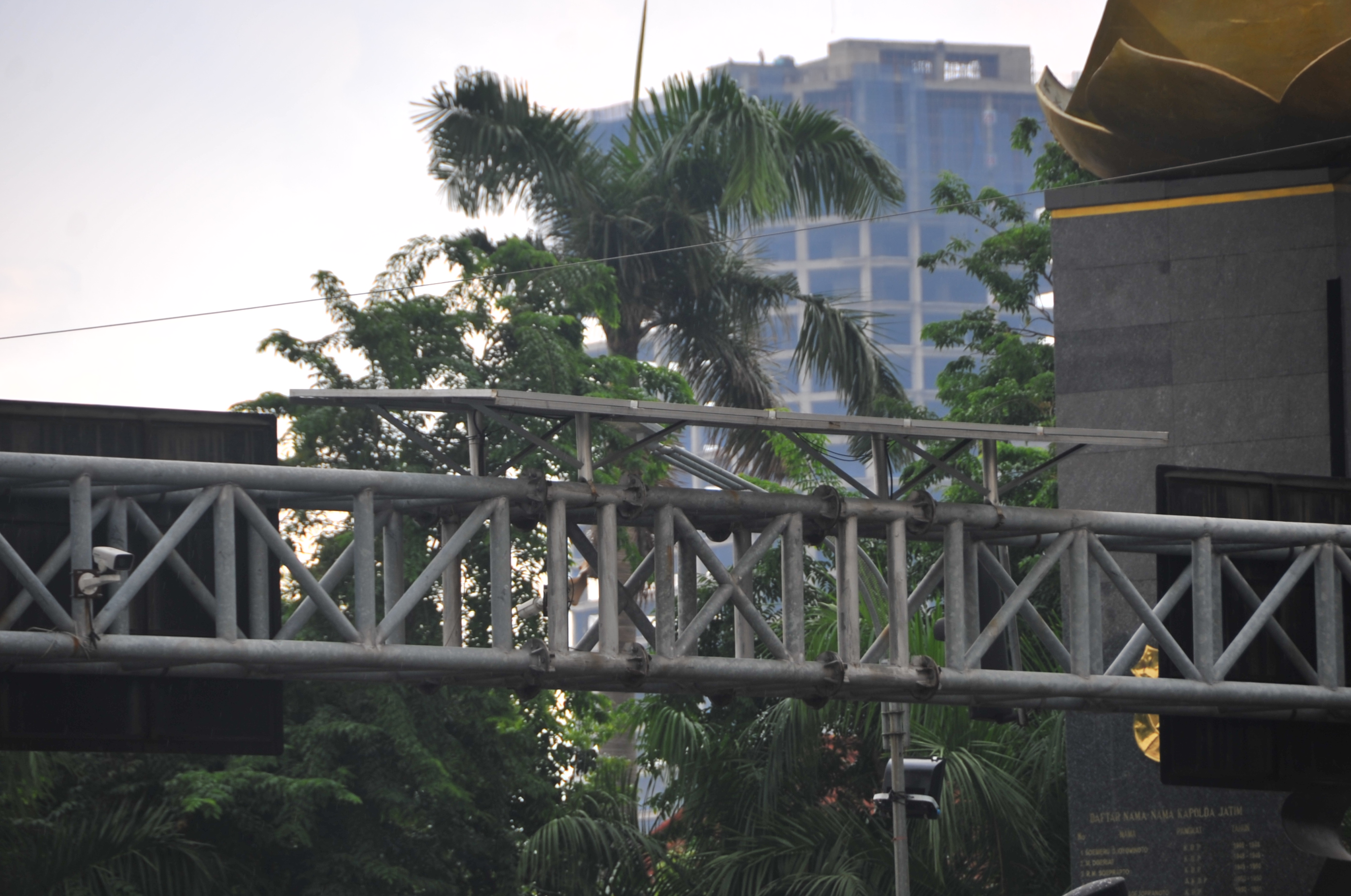 salah satu CCTV di Kota Surabaya. (foto: Istimewa)