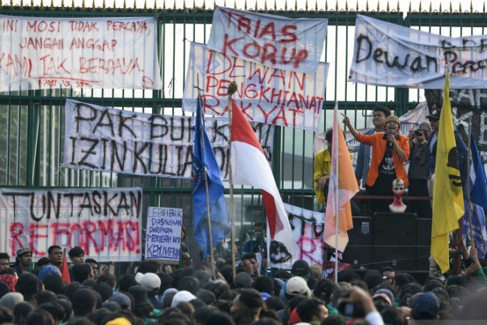 Unjukrasa Mahasiswa di depan Gedung DPR. (Foto: istimewa)