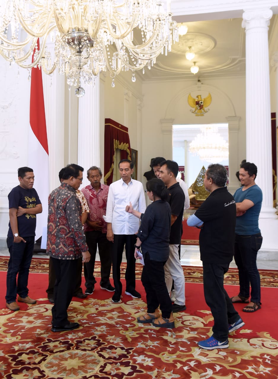 Presiden Joko Widodo saat menerima perwakilan petani di Istana Merdeka, Jakarta. (Foto: Biro Pers Setpres)