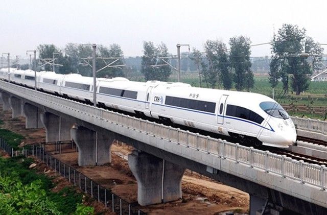 Ilustrasi, proyek kereta semi cepat Jakarta-Surabaya yang diminati Waskita Karya. (Foto: Dok Waskita)