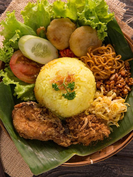 Kuliner Kalimantan Timur. (Foto: Pinterest)