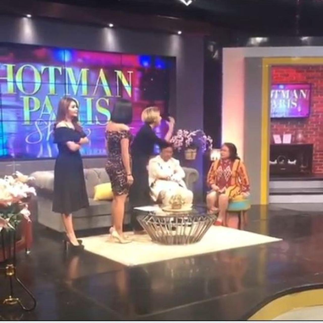 Nikita Mirzani melabrak pengacara Elza Syarief di acara Hotman Paris Show, pada 29 Agustus 2019.