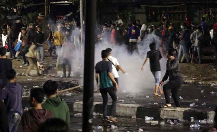 Demo berakhir rusuh yang terjadi 26 September lalu, salah satu korbannya adalah Alamsyah Akbar. (Foto:Antara)