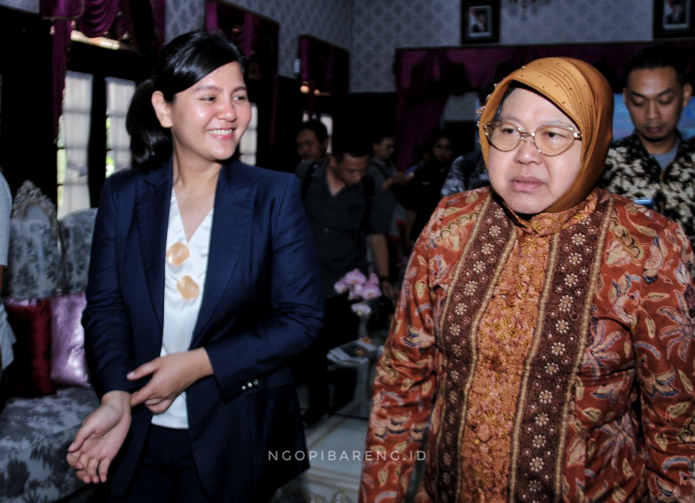 Sekjen PSSI Ratu Tisha bersama Wali Kota Surabaya, Tri Rismaharisi. (Foto: Haris/ngopibareng.id)