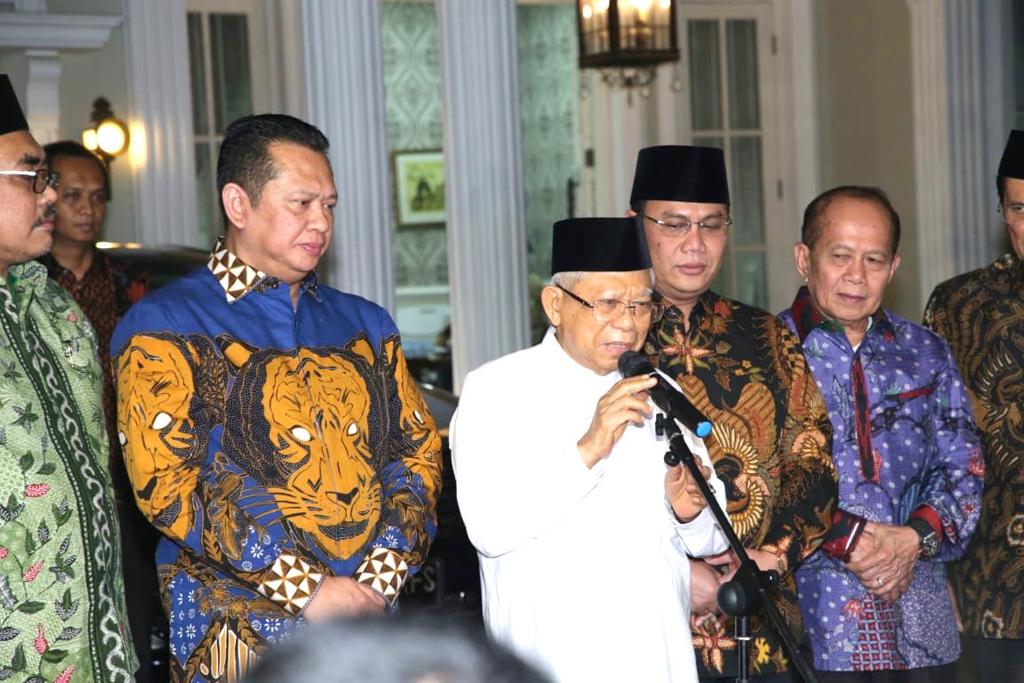 KH Ma'ruf Amin dan jajaran pimpinan MPR di Jakarta. (Foto:asm/ngopibareng.id)