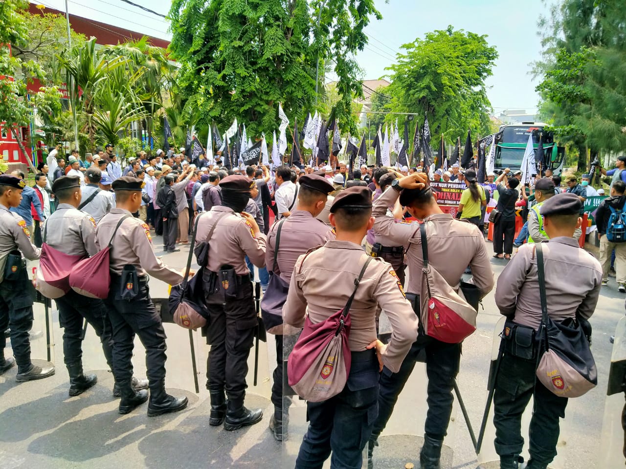 Ilustrasi: Aliansi BEM seluruh Indonesia waktu berunjuk rasa di depan Gedung DPR menolak RUKUHP dan revisi Undang-undang KPK