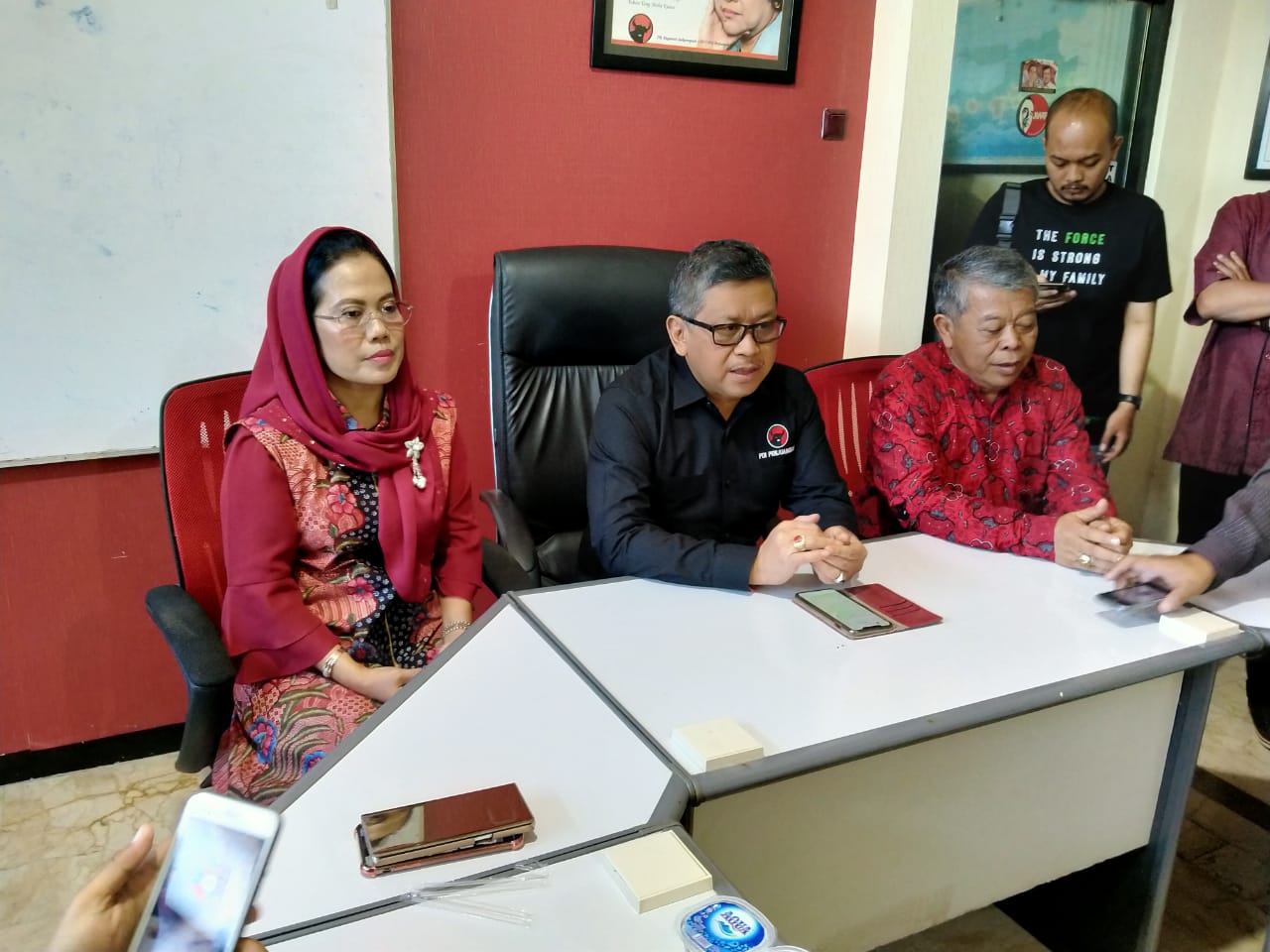Sekretaris Jenderal DPP PDI Perjuangan Hasto Kristyanto saat berada di DPD PDI Perjuangan Jawa Timur. (Foto: dok. ngopibareng.id)