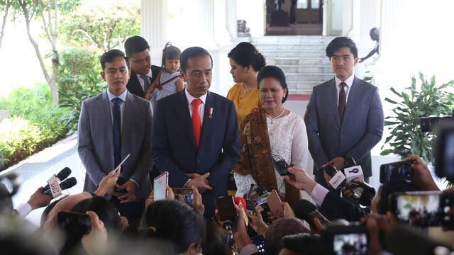 Presiden Joko Widodo di depan para awak media. (Foto: ist/ngopibareng.id)
