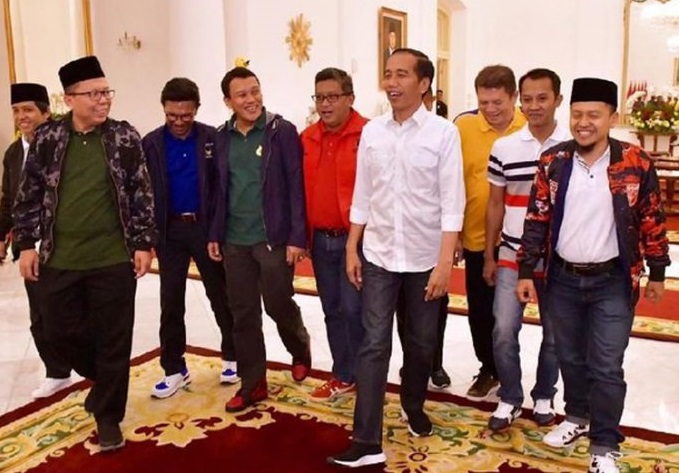 Presiden Joko Widodo dan para pendukungnya dalam Pemilihan Presiden 2018. (Foto: asm/ngopibareng.id)