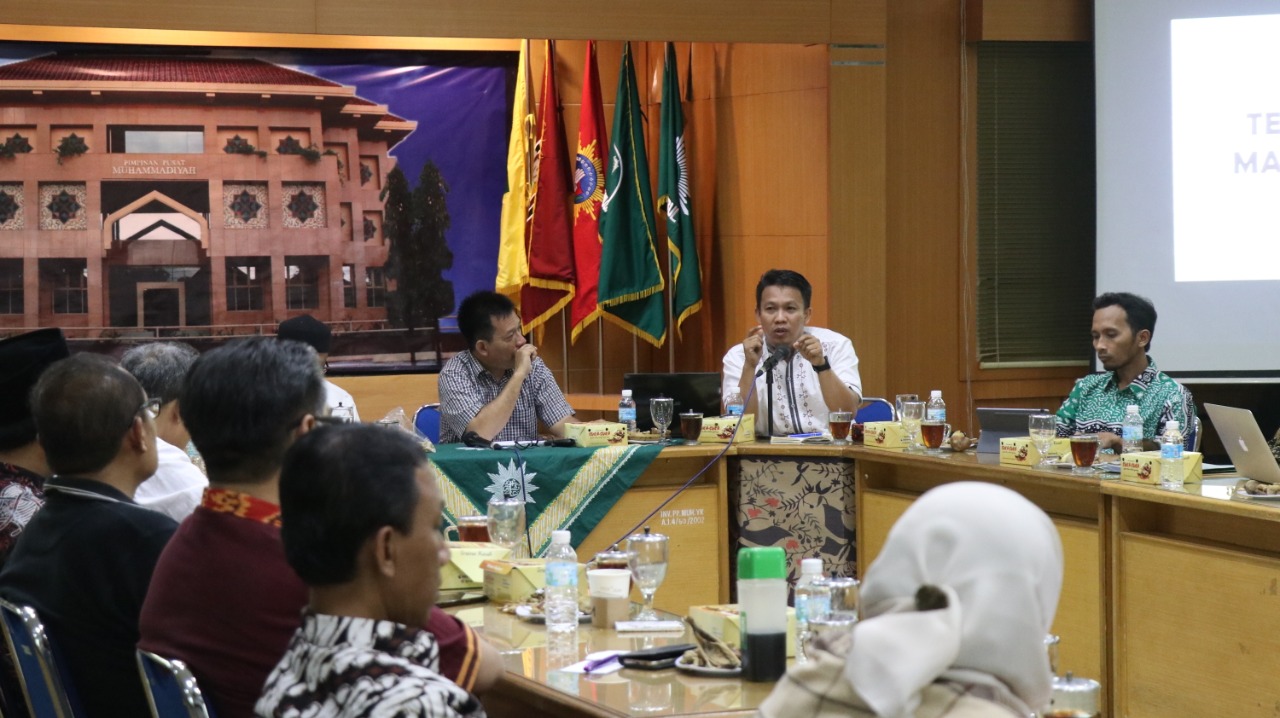 Diskusi perkembangan zaman di PP Muhammadiyah. (Foto: Istimewa)