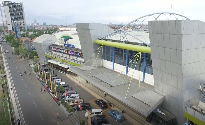 Gedung JX International di Jl. Ahmad Yani Surabaya, yang dikelola PT Gedung Expo Wira Jatim. (Foto:PSLI)