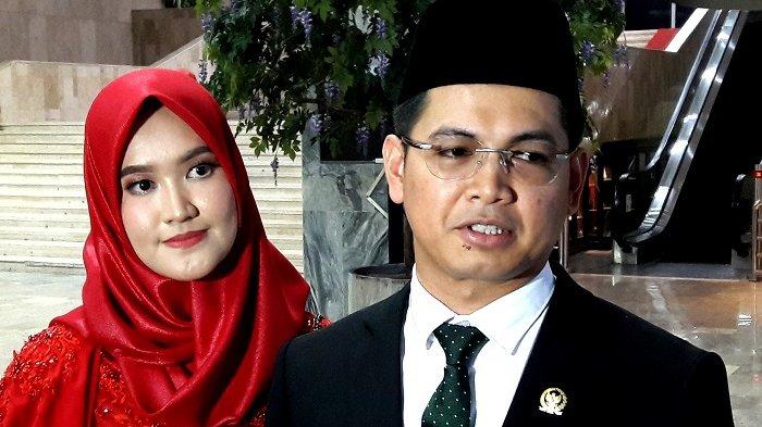 Tommy Kurniawan dan istrinya, Lisya Nurrahmi. (Foto: Instagram Tommy Kurniawan)