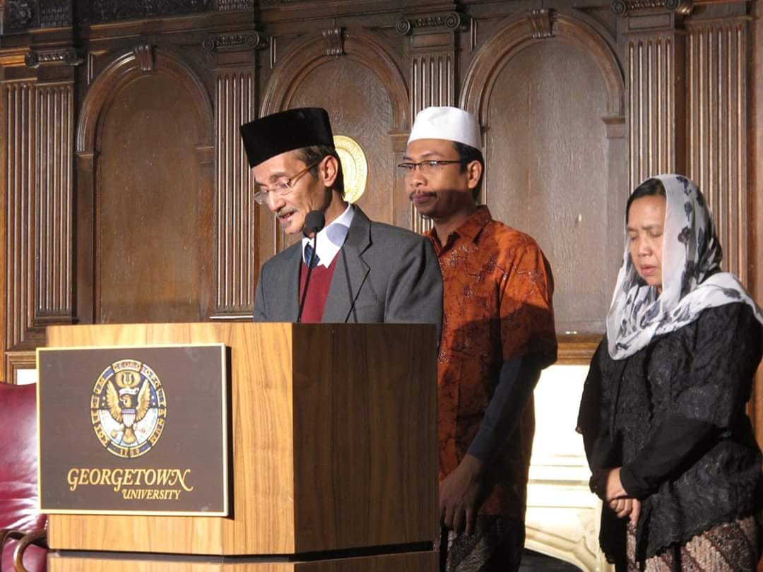 KH Husein Muhammad bicara di forum internasional soal Keislaman dan Keindonesiaan. (Foto: Istimewa)