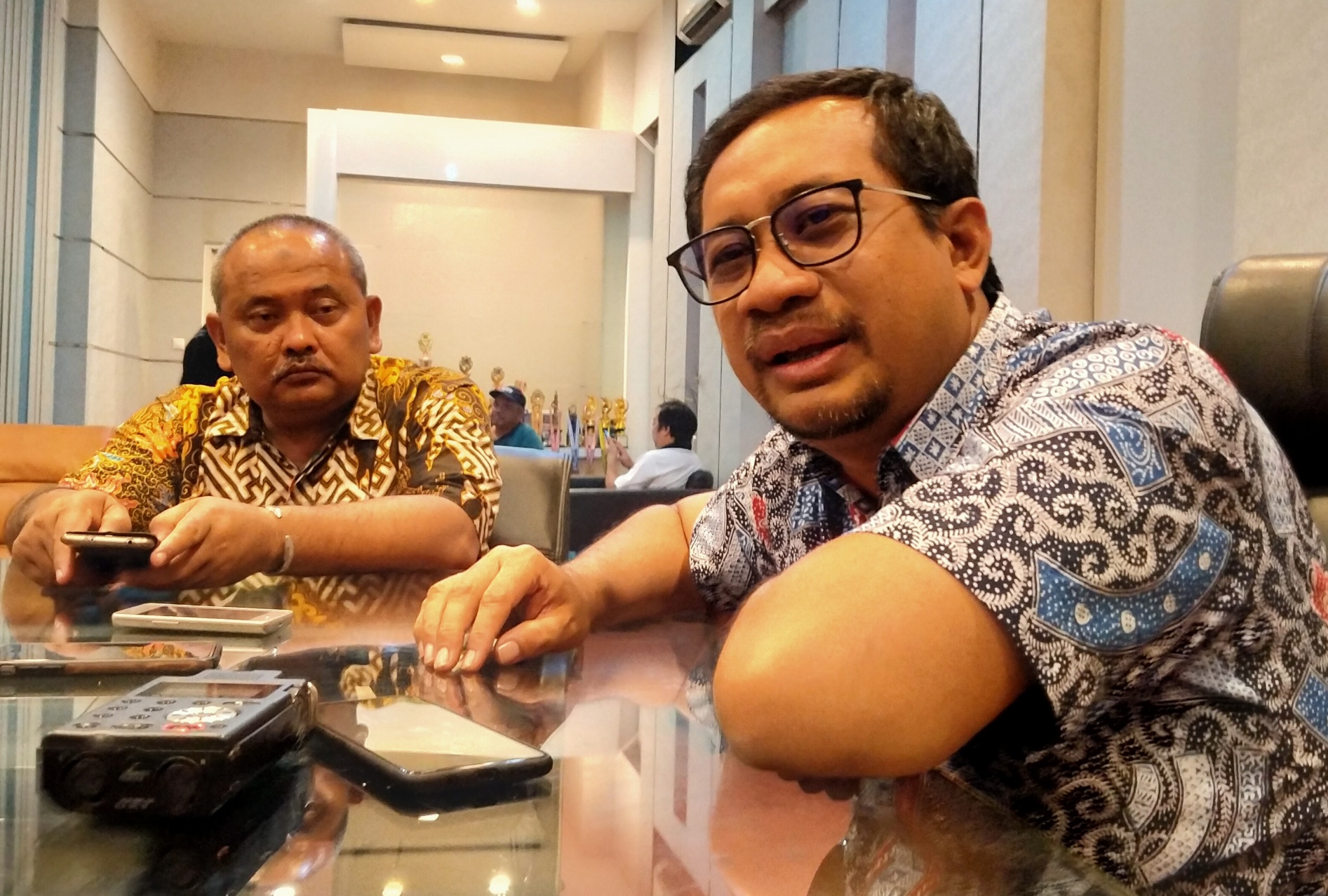 Ketua POSSI Jatim, Mirza Muttaqien, saat ditemui di Kantor PT JGU, Jalan Musi, Surabaya, Kamis 14 November 2019. (Fariz/ngopibareng.id) 