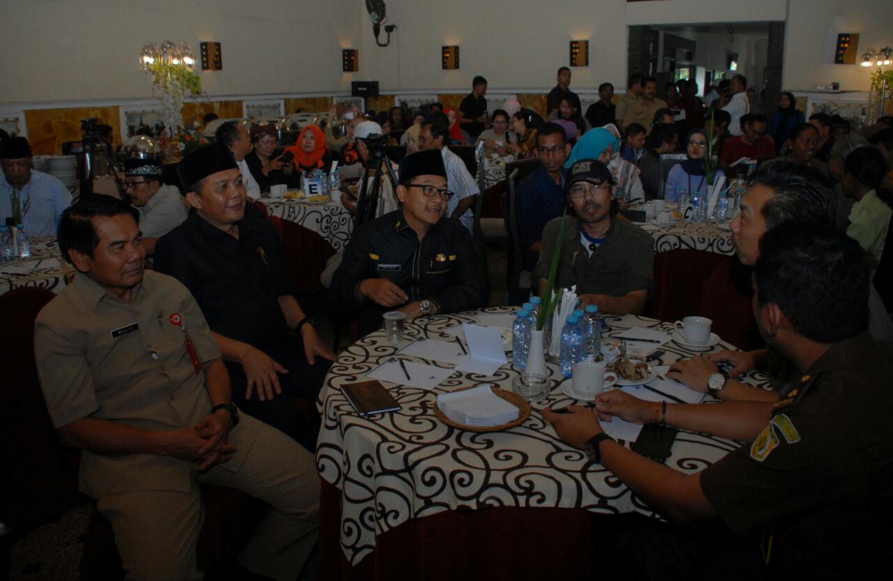 Wali Kota Malang, Sutiaji, dalam dialog publik dalam rangka satu tahun kepemimpinan Wali Kota Malang. (Foto: Istimewa)