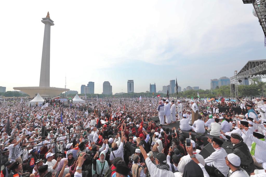 Aksi Reuni 212 dimulai pada 2016 silam. Kala itu, massa menuntut penahanan Gubernur DKI Basuki Tjahaja Purnama (BTP) alias Ahok. (Foto: Istimewa)