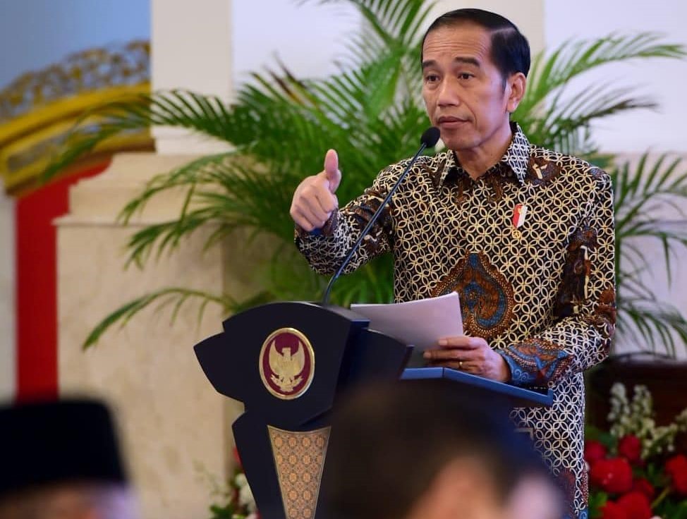 Presiden Jokowi saat memberikan kuliah umum Presidential Lecture bertajuk "Internasionalisasi dan Pembumian Pancasila" di Istana Negara, Jakarta, Selasa, 3 Desember 2019. (Foto: Instagram @Jokowi)