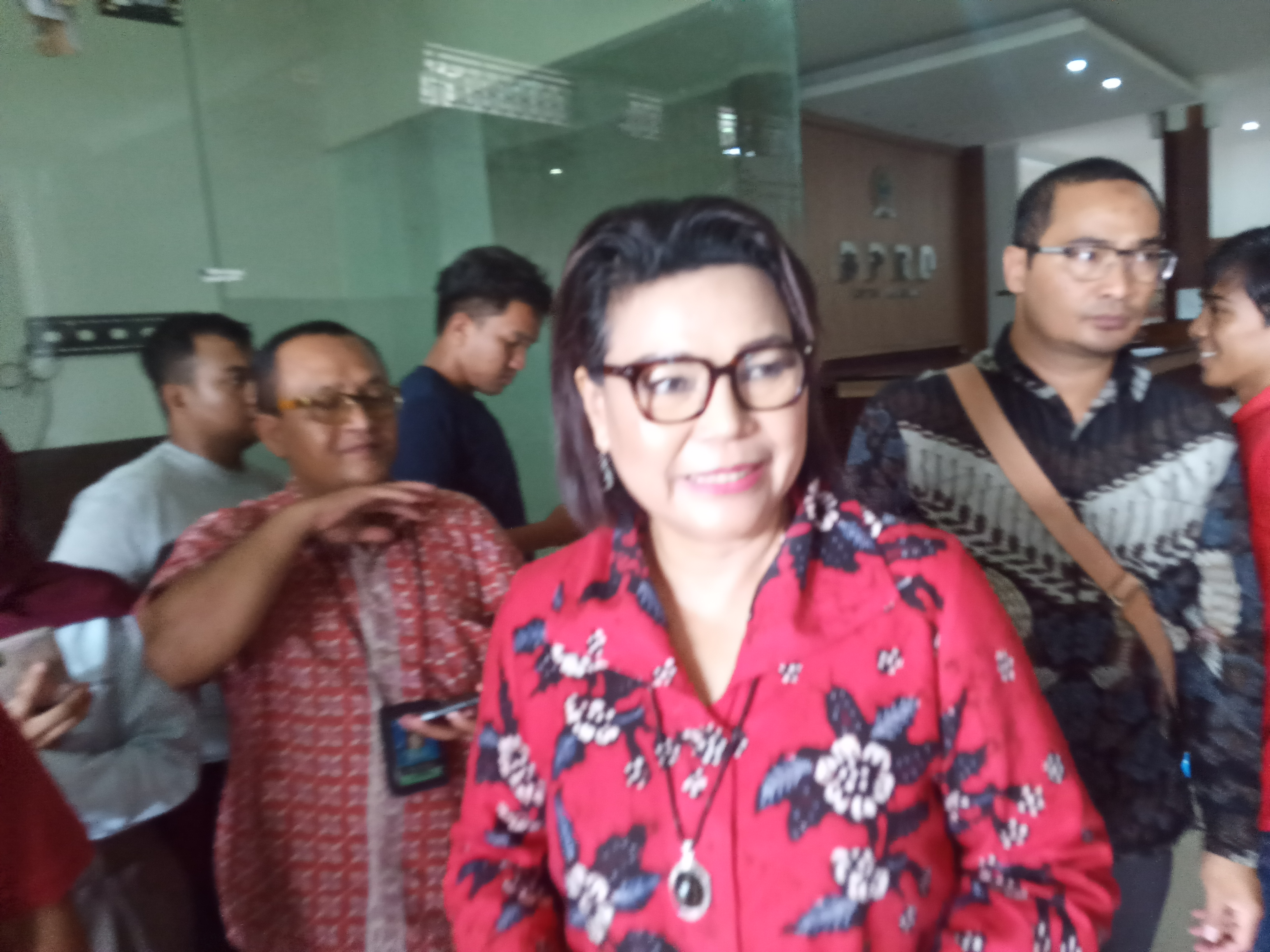 Wakil Ketua KPK, Irjen Pol Basaria Panjaitan saat berada di Gedung DPRD Kota Malang (Theo/ngopibareng.id)