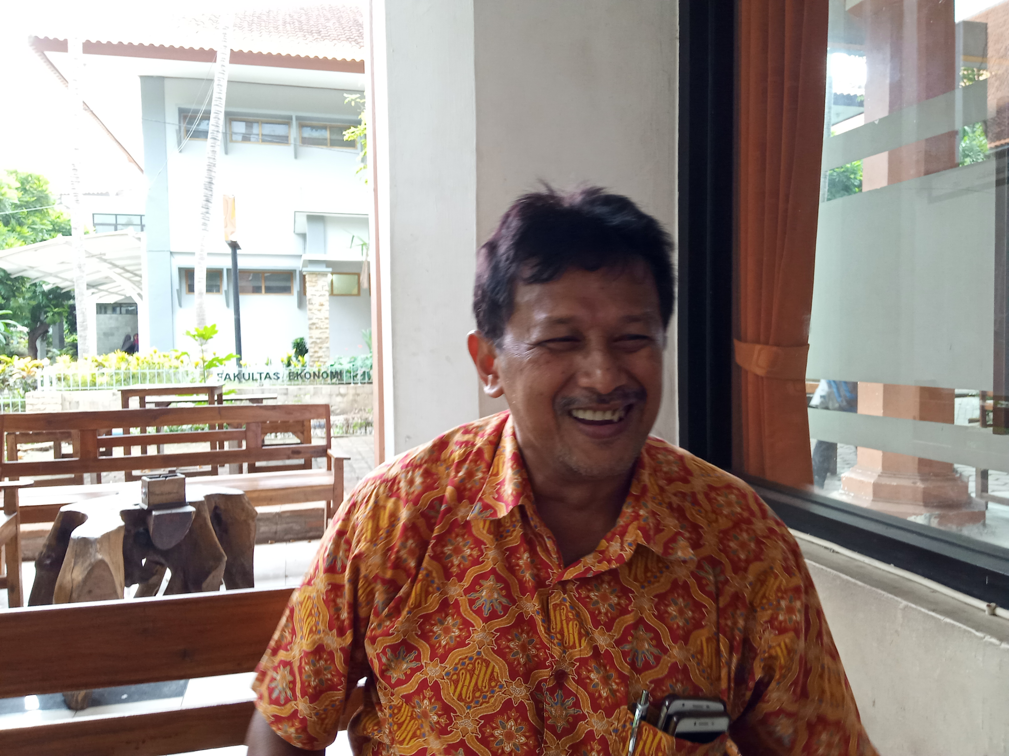 Pakar Pendidikan Universitas Negeri Malang (UM), Profesor Djoko Saryono 