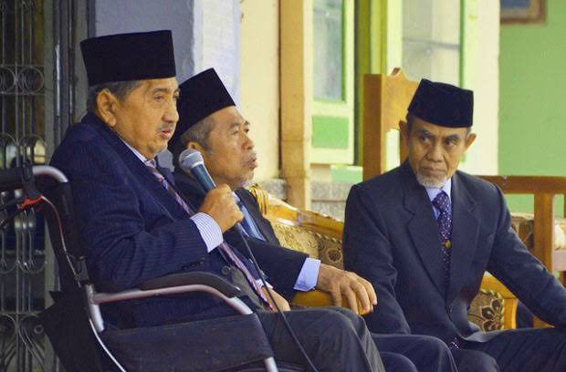 KH Abdullah Syukri Zarkasyi, Pimpinan Pondok Pesantren Darussalam, Gontor Ponorogo. (Foto: Istimewa) 