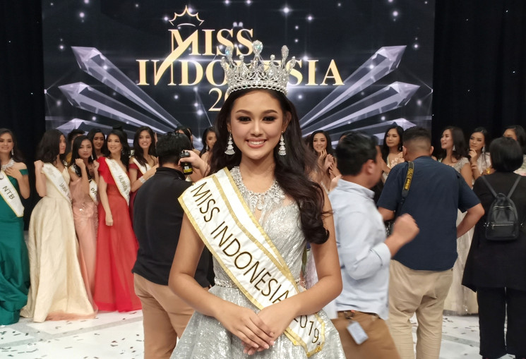 Miss Indonesia 2019 Princess Megonondo sukses terpilih sebagai top 40 di ajang Miss World 2019. (Foto: Instagram/@princessmegonondo)