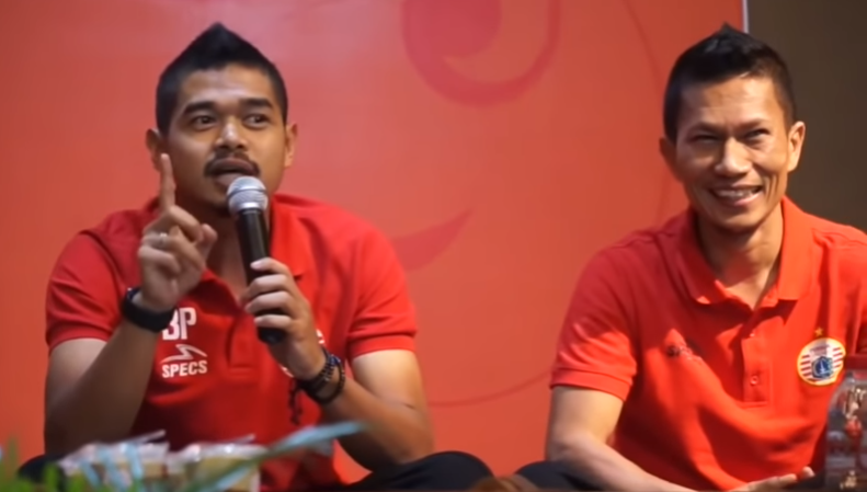 Bambang Pamungkas (kiri) dan Ismed Sofyan. (Foto: YouTube Persija Jakarta)