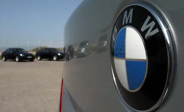 Ilustrasi ratusan ribu unit mobil BMW ditarik dari peredaran di China. (Foto:Telegraph)