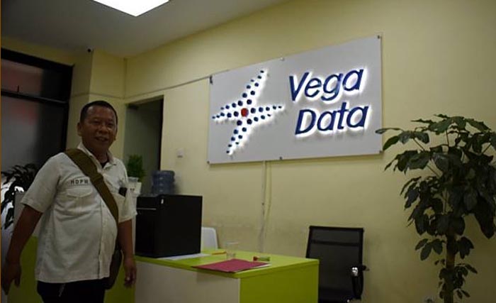 Kantor PT Vega Data di Komplek Ruko Pluit Nomor 77-79, Jalan Pluit Indah Raya, Penjaringan, Jakarta Utara.. (Foto:Antara)