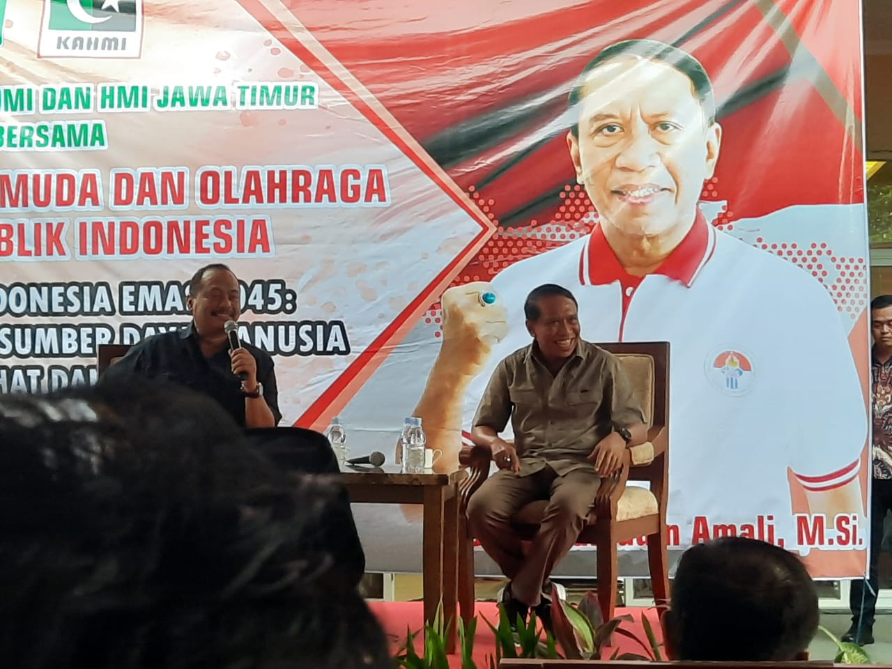 Menteri Pemuda dan Olahraga (Menpora) Republik Indonesia, Zainuddin Amali dalam acara dengan KAHMI Jatim. (Foto: Alief/ngopibareng.id)