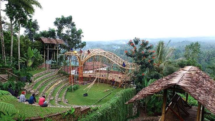 Salah satu venue wisata di Desa Tamansari Banyuwangi. 