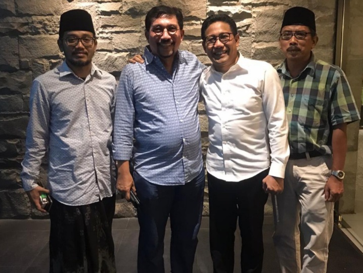 Mantan Ketua Tim Kampanye Daerah Jawa Timur, Machfud Arifin saat bersilaturrahmi dengan Ketua DPW PKB Jatim Abdul Halim Iskandar serta Ketua PKB Surabaya, Musyafak Rouf. (Foto: Istimewa)