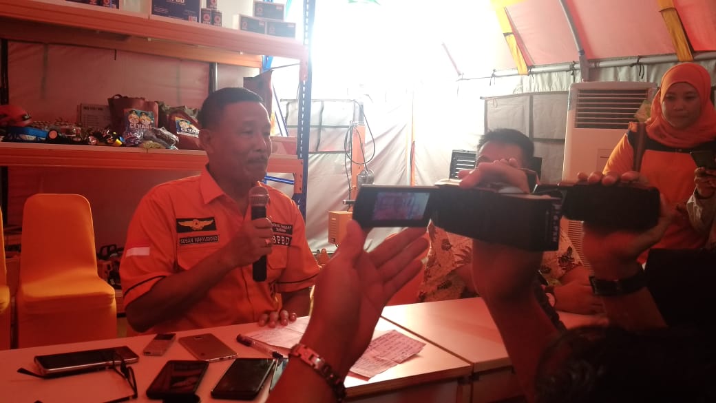 Kepala Pelaksana Badan Penanggulangan Bencana Daerah Jawa Timur (Kalaksa BPBD Jatim) Suban Wahyudiono saat memberi keterangan kepada awak media. (Foto: Faiq/ngopibareng.id)
