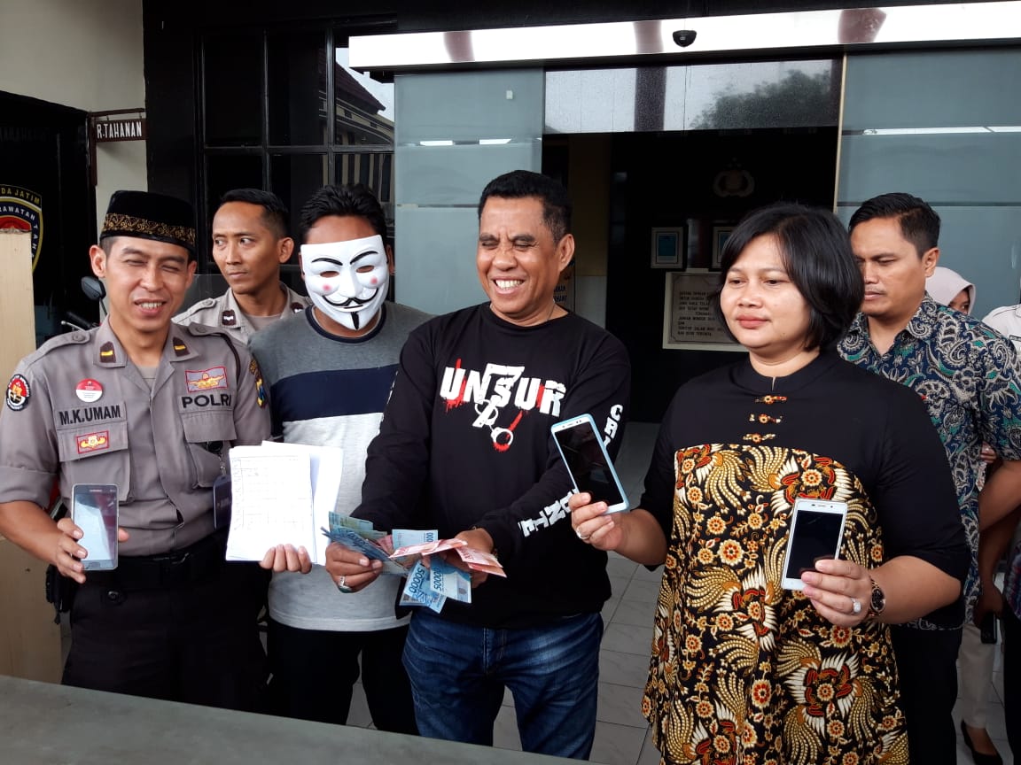 Kanit PPA Polrestabes Surabaya, AKP Ruth Yeni saat memberi keterangan pers beberapa waktu lalu. (Foto: Faiq/ngopibareng.id)