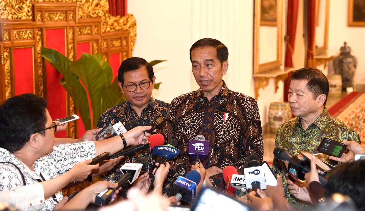 Presiden Jokowi pastikan tidak warga Indonesia terserang virus corona. (Foto: BPMI Setpres)