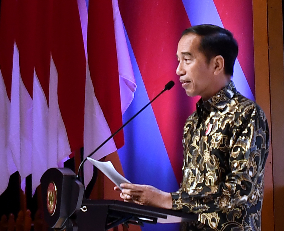Presiden Joko Widodo saat memberikan sambutan dalam acara  menghadiri pengukuhan pengurus Dewan Pimpinan Pusat (DPP) Partai Hanura masa bakti 2019-2024 di Jakarta Convention Center (JCC), Jakarta Pusat, pada Jumat, 24 Januari 2020 malam. (Foto: istimewa)