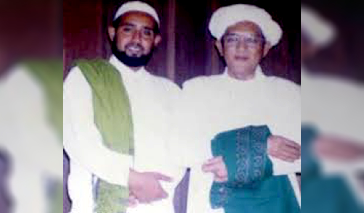 Habib Syech bin Abdul Qodir Assegaf dan Guru Ijai atau Guru Sekumpul. (Foto: Istimewa)