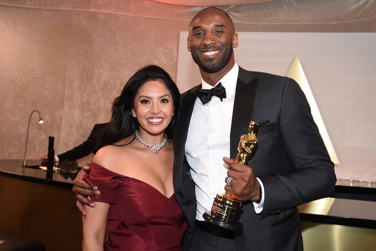 Kobe Bryant dan istrinya, Vanessa Laine Bryant, saat menghadiri Academy Awards di Hollywood & Highland Center di Hollywood, California, pada 24 Maret 2018. (Foto: Instagram)